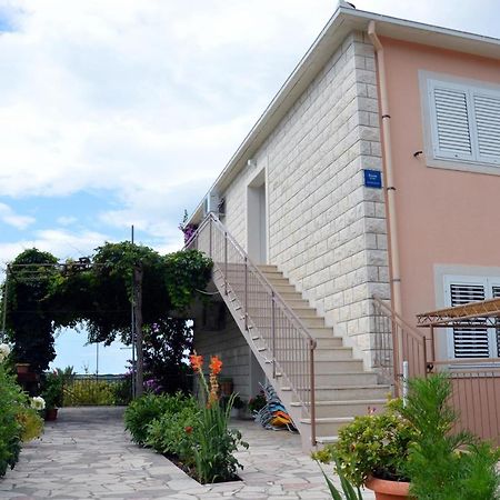 Apartments By The Sea Orebic, Peljesac - 269 Екстер'єр фото