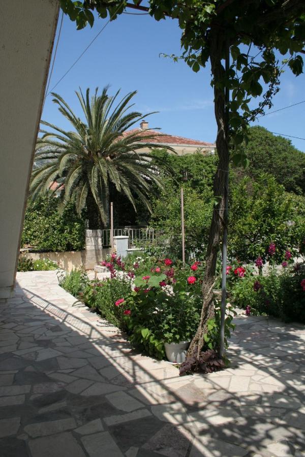 Apartments By The Sea Orebic, Peljesac - 269 Екстер'єр фото